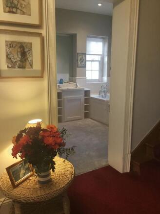 Photo 33