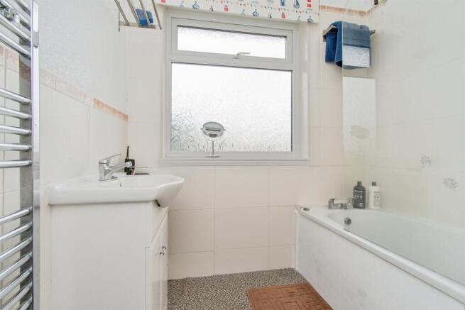 3 bed Detached for sale Image 12