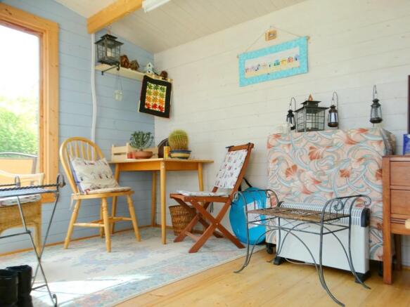 Photo 10