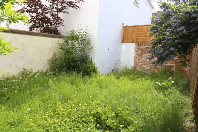 3, 31 St Aubyns garden.jpg