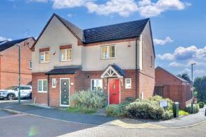 7, Edmonstone Crescent, Nottingham NG5 5UW