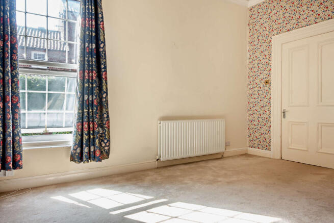 1 bed Ground Flat for sale Image 9