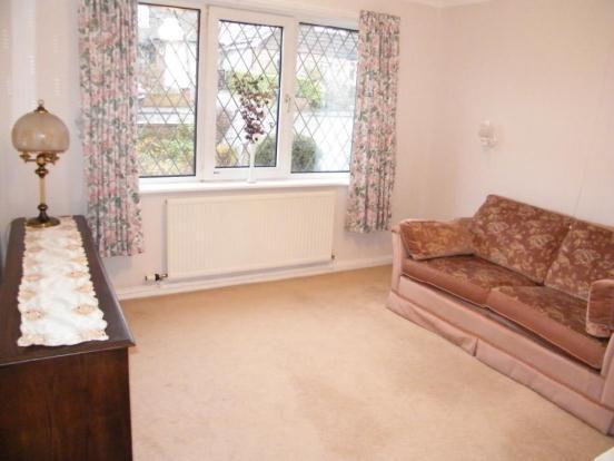 Bedroom / Sitting