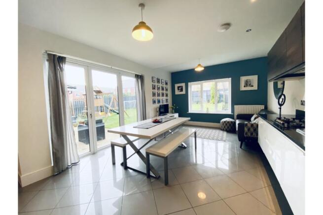 Kitchen/Family Room