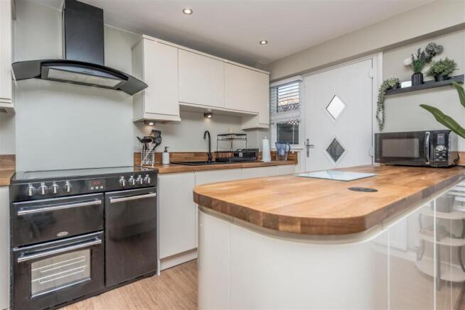 Fitted Dining Kitchen: