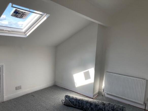 4 bed Terraced to rent Image 10