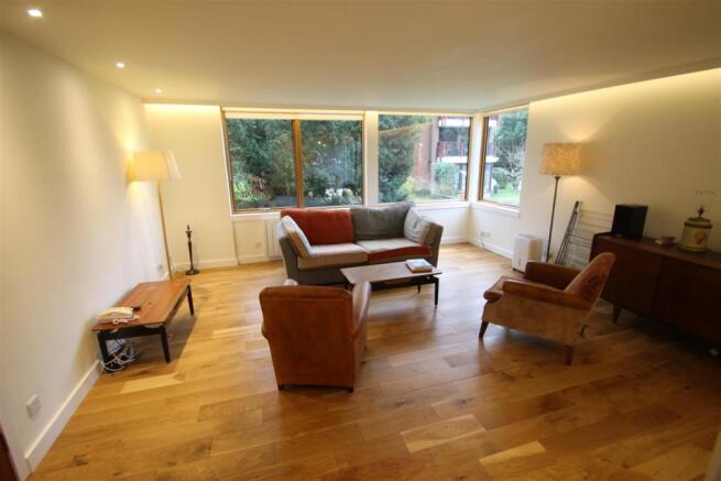11 Ardmore living room 3.JPG