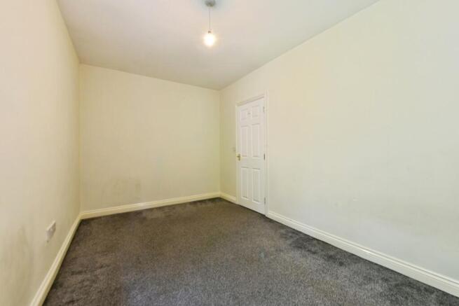 2 bed Town House for sale Image 8