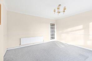 Flat 4 Spencer Court, 17-19b, Queen Annes Place, Enfield EN1 2PZ
