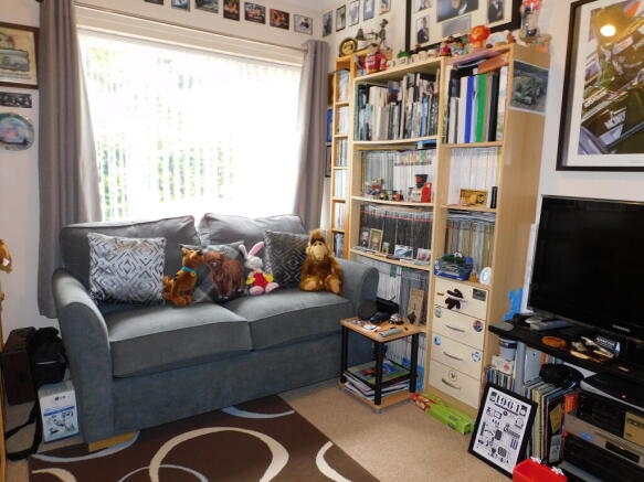 Photo 12