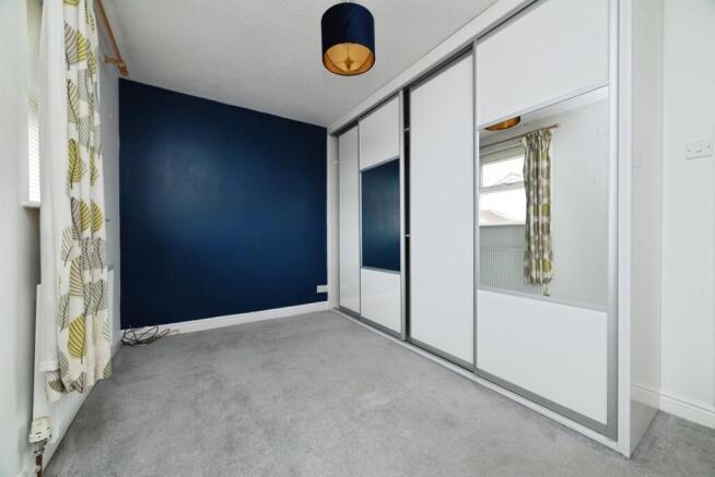 2 bed Semi-Detached for sale Image 9
