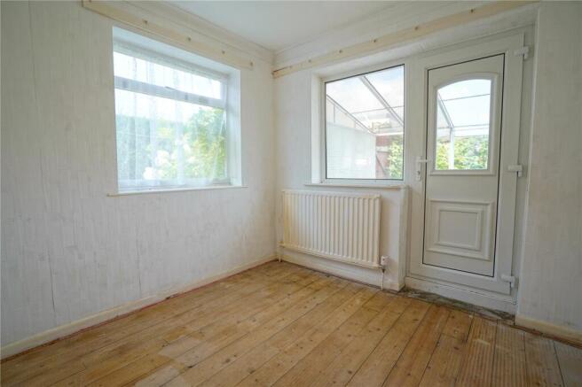2 bed Bungalow for sale Image 6