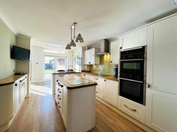 Kitchen.jpg
