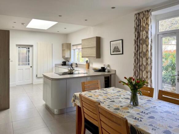 Kitchen/Breakfast Room