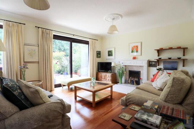 Hainsworth Close, Langham, Oakham, Rutland photo 4