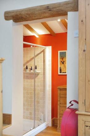 en- suite show...