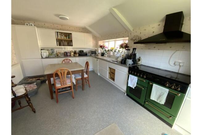Kitchen/Breakfast