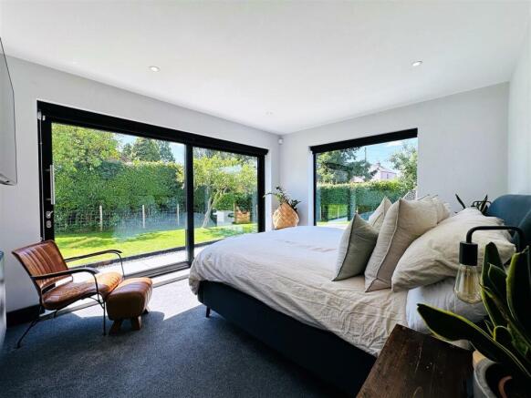Bedroom1.jpg