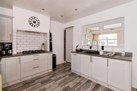 Palmerston Road, Grays