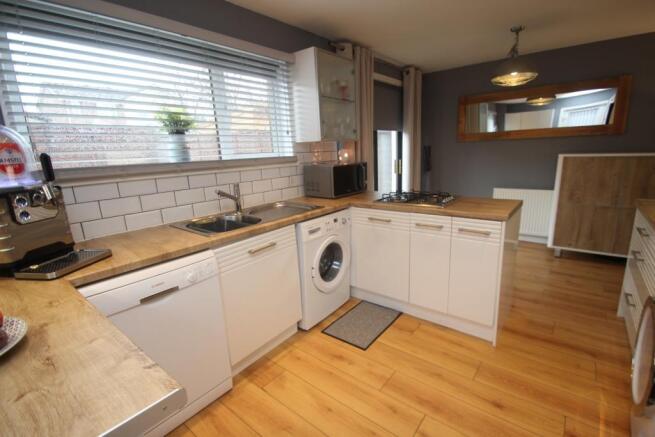 Dining kitchen