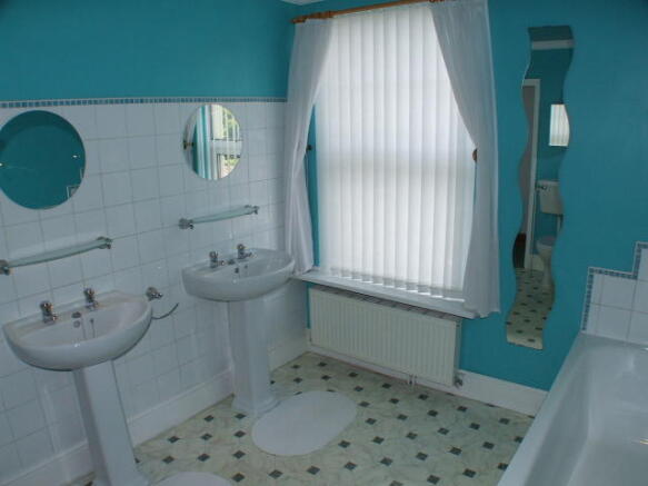 Photo 12