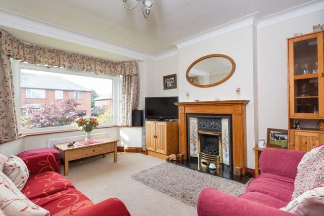 19 Holme Riggs...