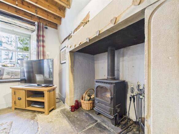 3 bed House for sale Image 11