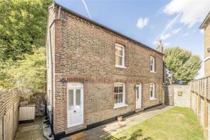19, Ballast Quay, London SE10 9PD