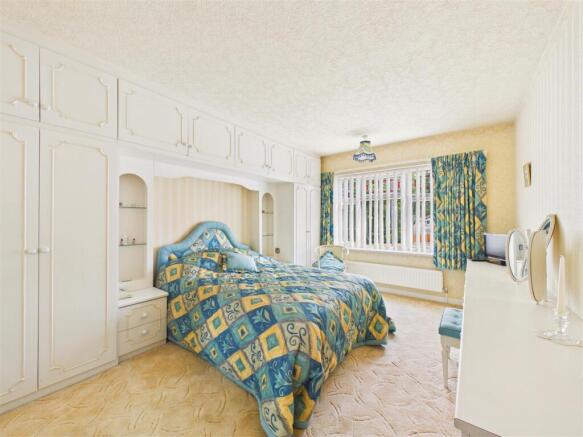 3 bed Semi-Detached for sale Image 9