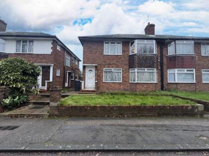 Belvue Close, Northolt