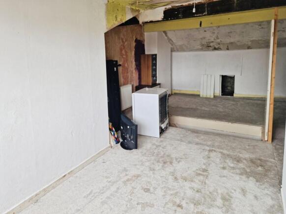 3 bed Terraced for sale Image 8