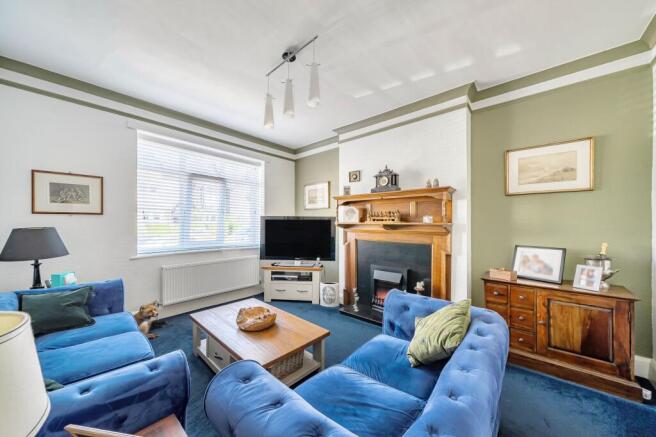 2 bed Flat for sale Image 6