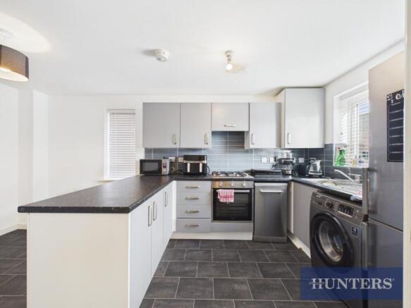 3 bed Semi-Detached for sale Image 4