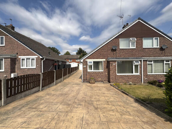 2 Bedroom Semi-Detached House