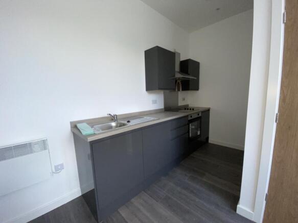 1 bed Flat to rent Image 4