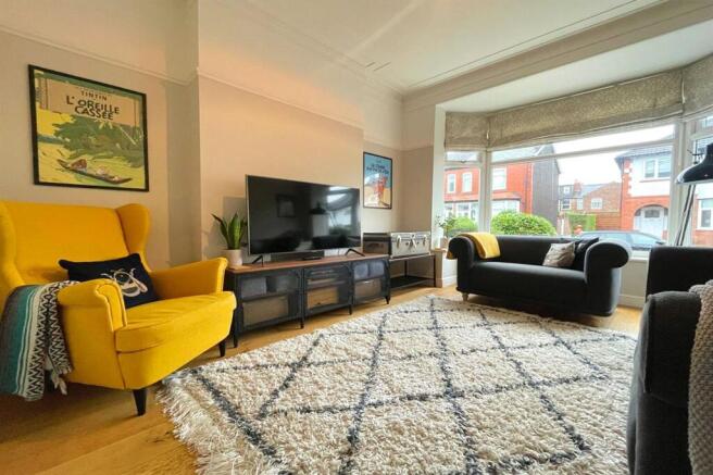 Belmont Road, Sale, M33 photo 4