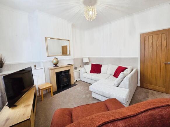 2 bed Terraced for sale Image 7