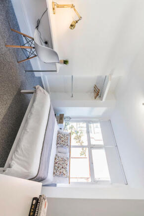 6 bed House to rent Image 12