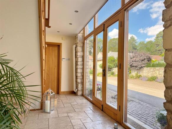 4 bed Barn Conversion for sale Image 6