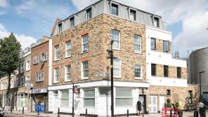 Flat 4, 20, Ball's Pond Road, London N1 4AU