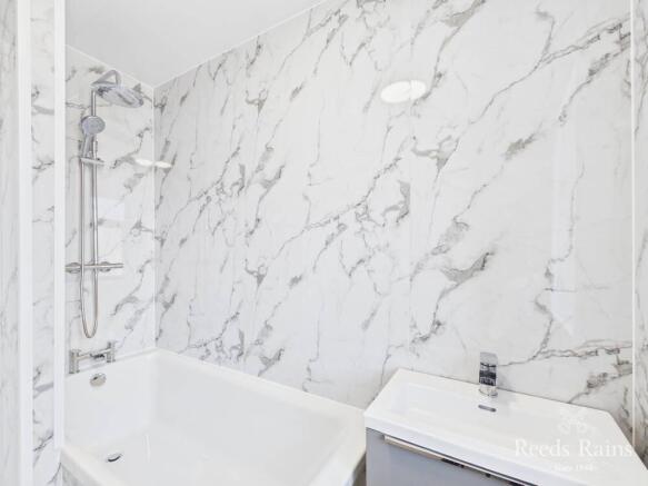 3 bed Semi-Detached for sale Image 11