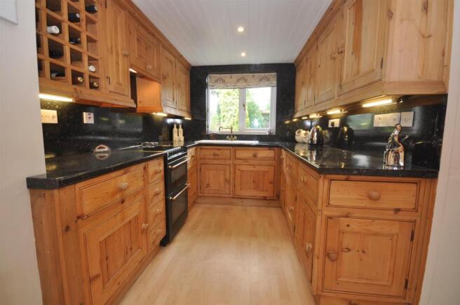 Dining Kitchen