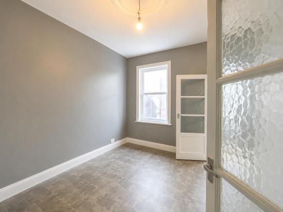 2 bed Terraced for sale Image 7