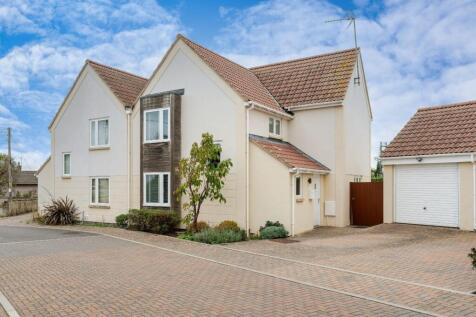 Immaculate three bedroom family home on the rural fringes of Claverham