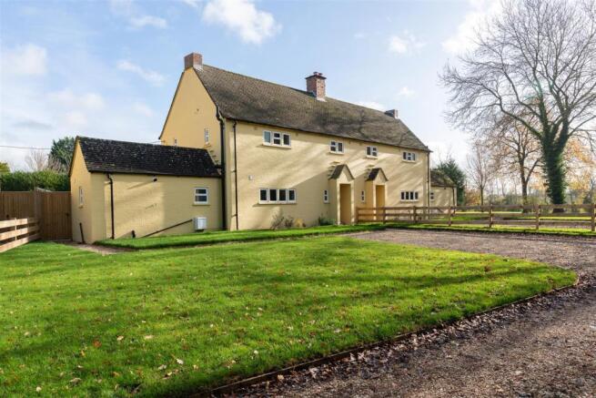 3 Little Barrow Cottage