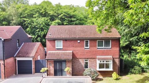 Hurst Hill, Walderslade, ME5