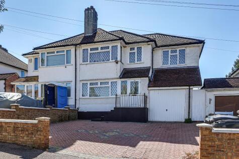 Benhurst Gardens, Selsdon, CR2 8NZ