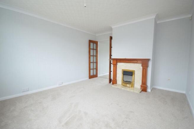3 bed Semi-Detached for sale Image 2