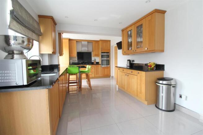 088 Charlotte Close - Kitchen - 1.JPG