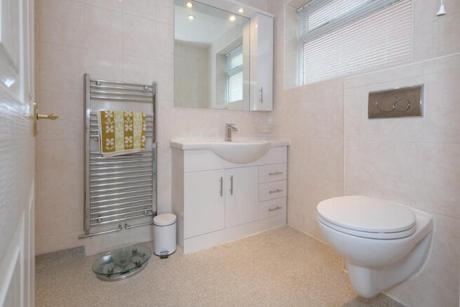 Master en-suite
